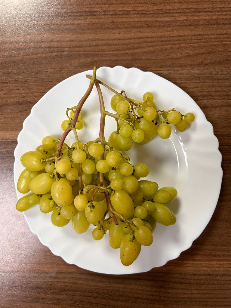 Bananas grape variety